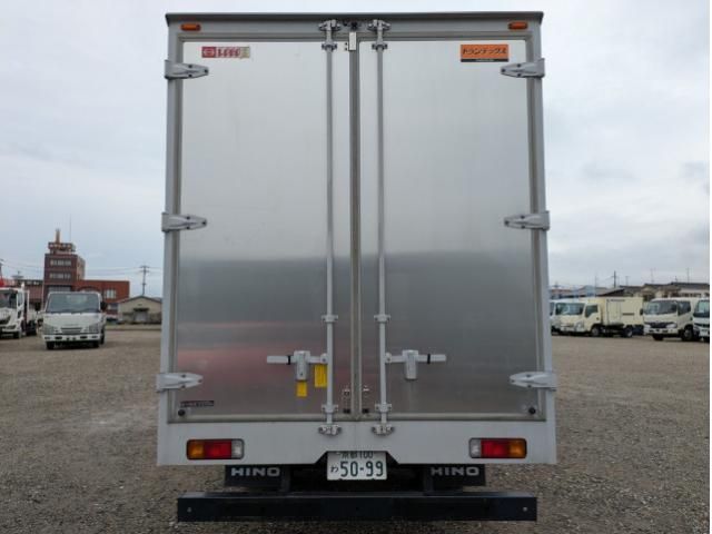 HINO DUTRO 2023 Image 31