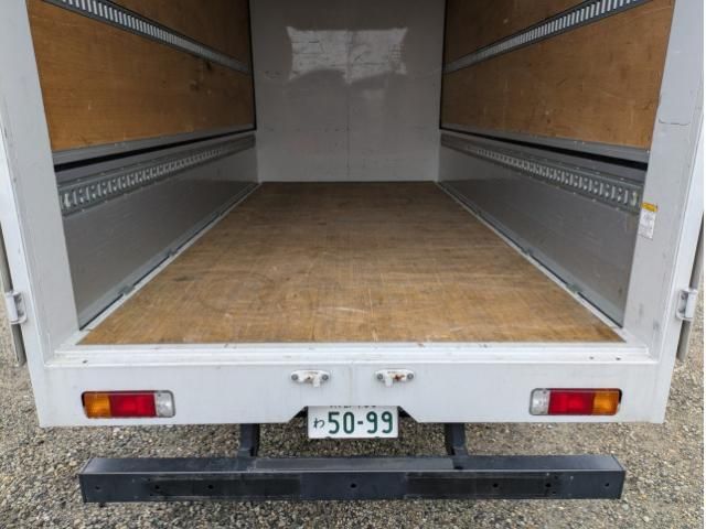 HINO DUTRO 2023 Image 31