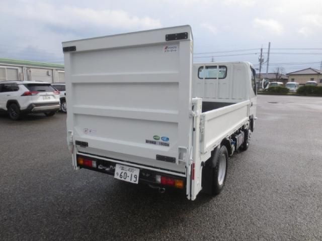 MITSUBISHI CANTER 2022 Image 31
