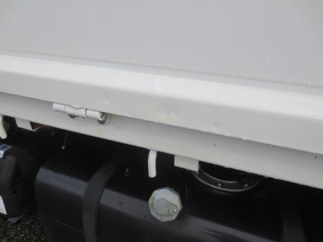 MITSUBISHI CANTER 2022 Image 31