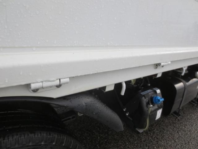 MITSUBISHI CANTER 2022 Image 31