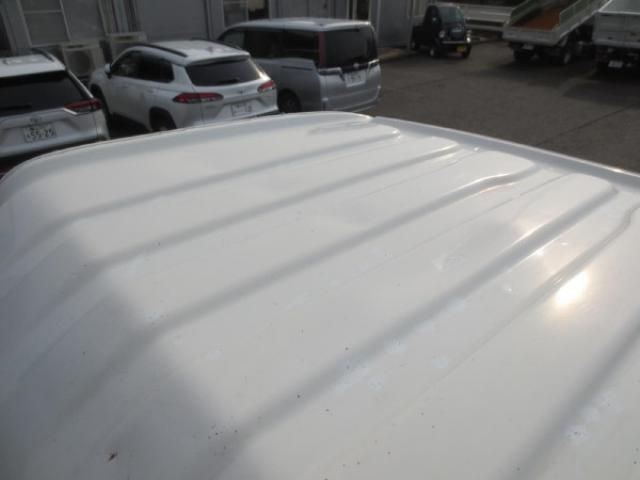 HINO DUTRO 2016 Image 31