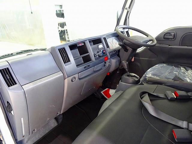 ISUZU ELF 2018 Image 31