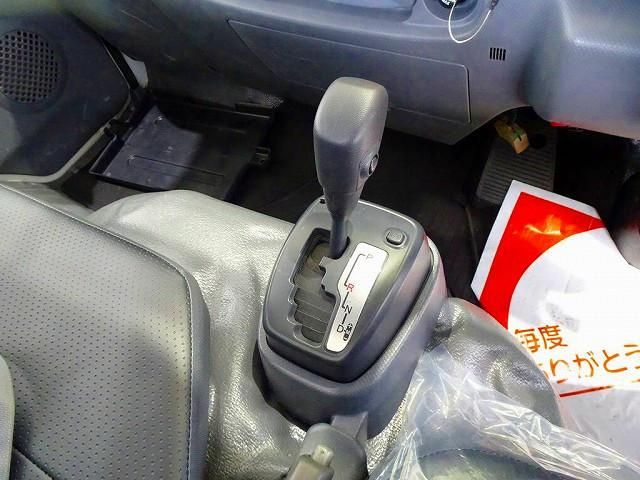 ISUZU ELF 2018 Image 31