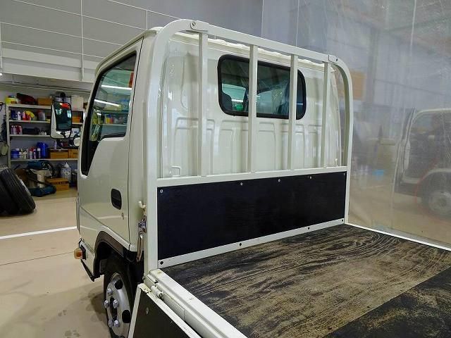 ISUZU ELF 2018 Image 31