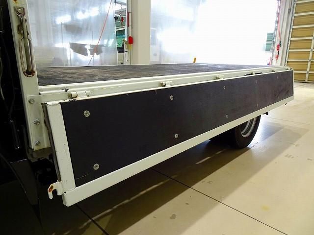 ISUZU ELF 2018 Image 31