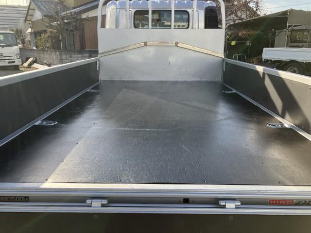 HINO DUTRO 2019 Image 31