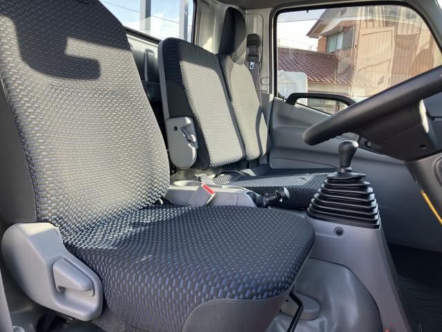 HINO DUTRO 2019 Image 31