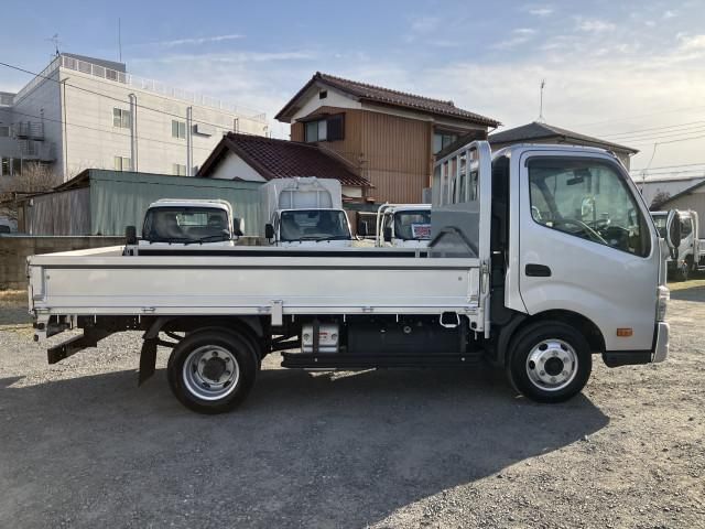 HINO DUTRO 2019 Image 31