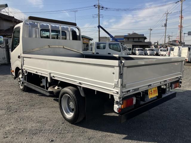 HINO DUTRO 2019 Image 31