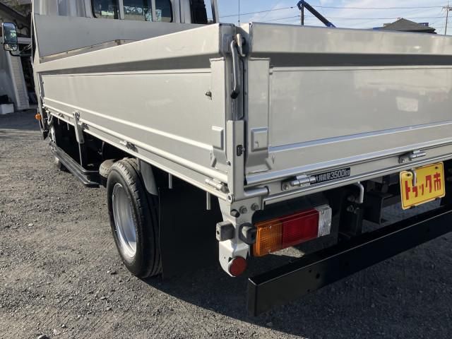 HINO DUTRO 2019 Image 31