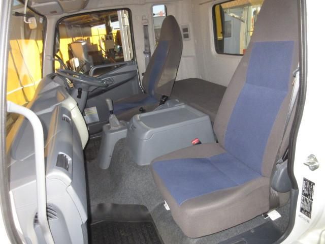 MITSUBISHI FUSOU FIGHTER 2015 Image 31