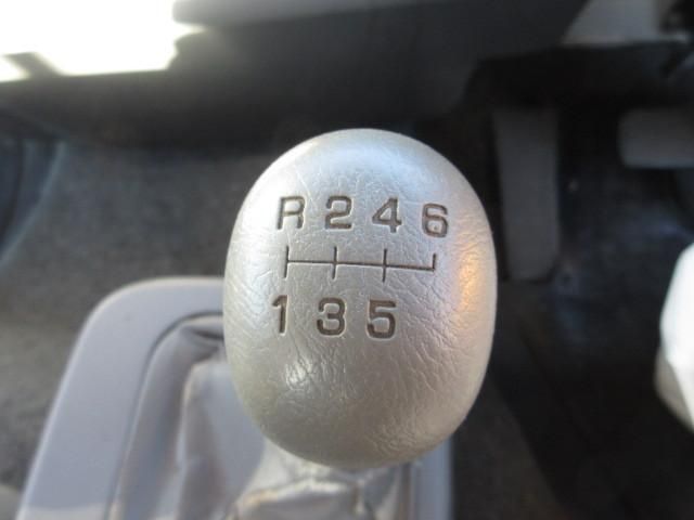 MITSUBISHI FUSOU FIGHTER 2015 Image 31