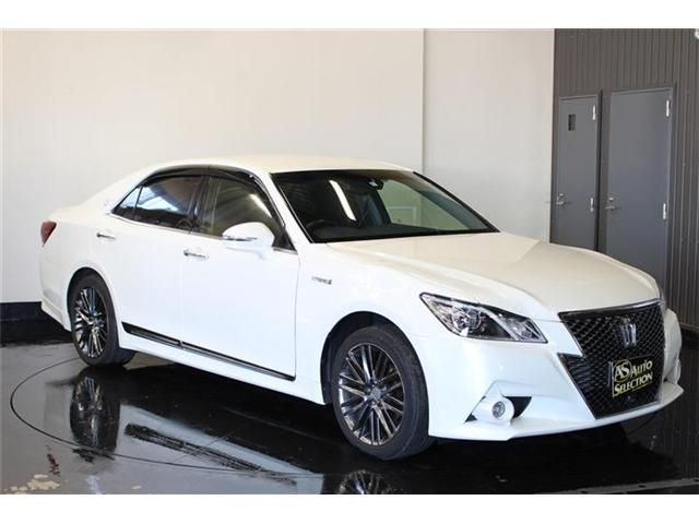 TOYOTA CROWN SEDAN HYBRID 4 2014 Image 31