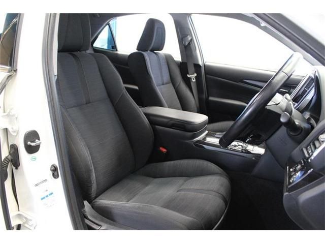 TOYOTA CROWN SEDAN HYBRID 4 2014 Image 31