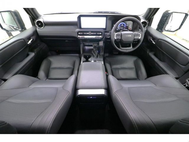 TOYOTA LANDCRUISER 250 2025 Image 31