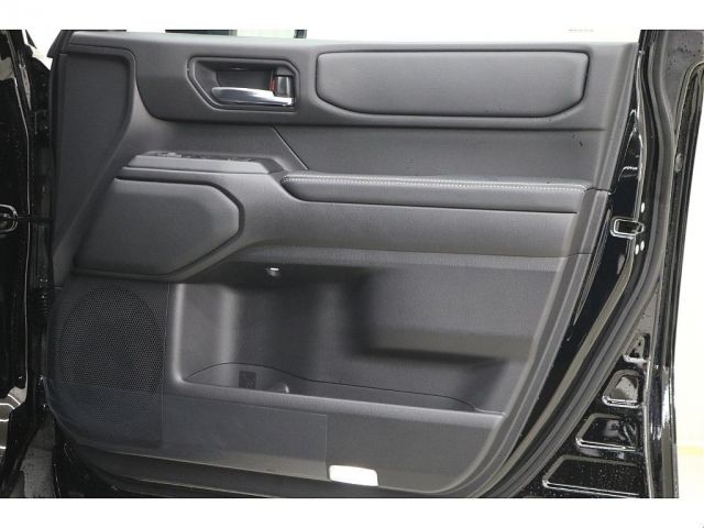 TOYOTA LANDCRUISER 250 2025 Image 31