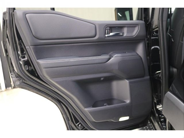 TOYOTA LANDCRUISER 250 2025 Image 31