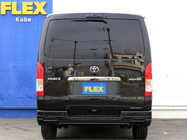 TOYOTA HIACE VAN 4WD 2023 Image 31