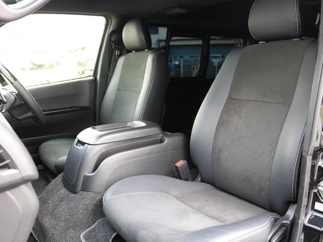 TOYOTA HIACE VAN 4WD 2023 Image 31