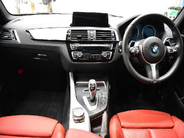 BMW 2SERIES COUPE 2018 Image 31