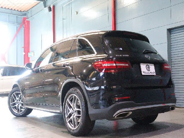 MERCEDES BENZ GLC CL 2017 Image 31