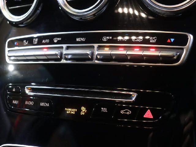 MERCEDES BENZ GLC CL 2017 Image 31