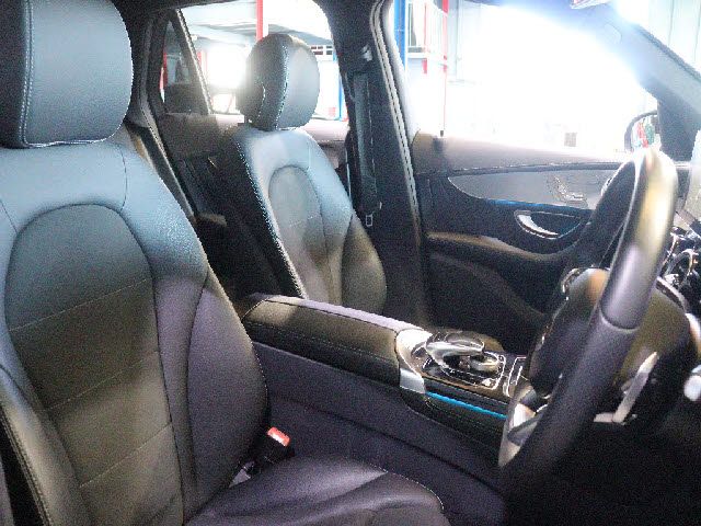 MERCEDES BENZ GLC CL 2017 Image 31