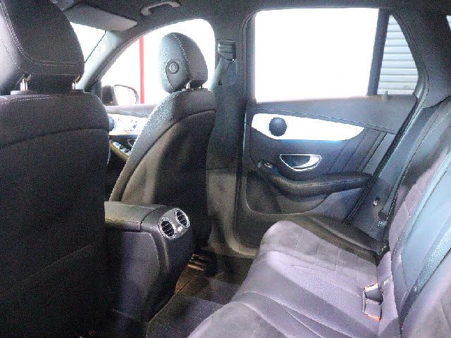 MERCEDES BENZ GLC CL 2017 Image 31