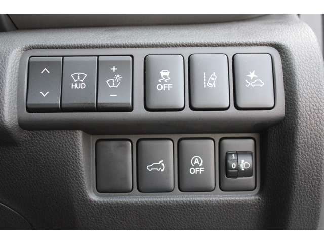 MITSUBISHI ECLIPSE CROSS 2WD 2024 Image 31