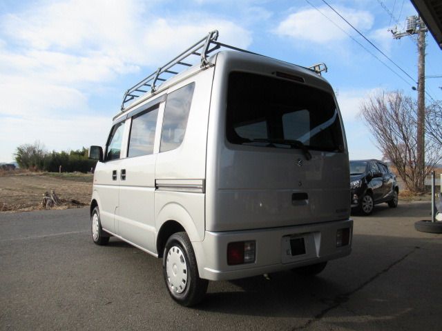 SUZUKI EVERY VAN 2010 Image 31