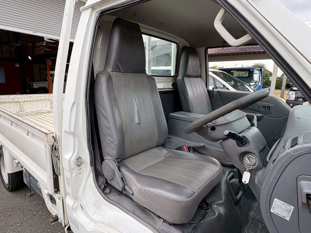 MAZDA BONGO TRUCK 2WD 2014 Image 31