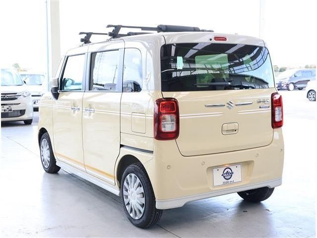 SUZUKI WAGON R SMILE 2024 Image 31