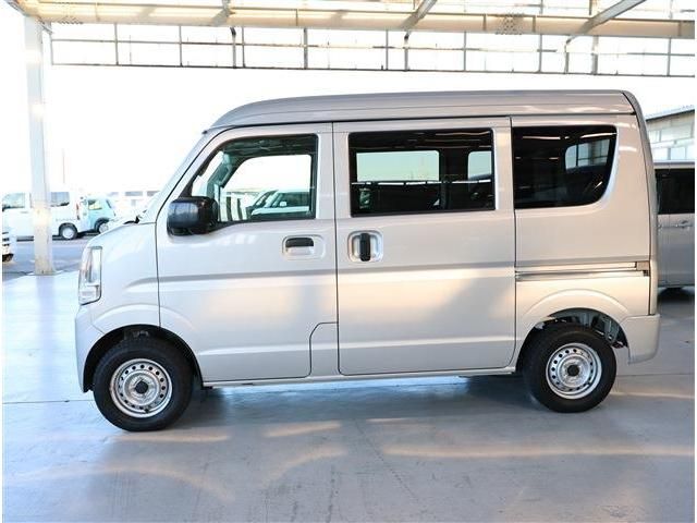 NISSAN NV100 CLIPPER 2022 Image 31
