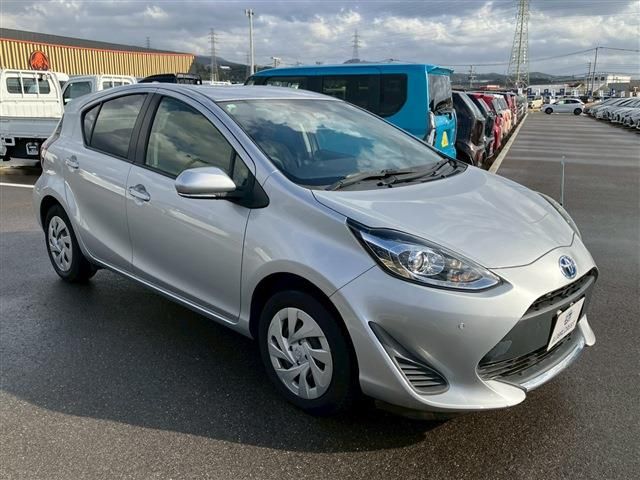 TOYOTA AQUA 2020 Image 31