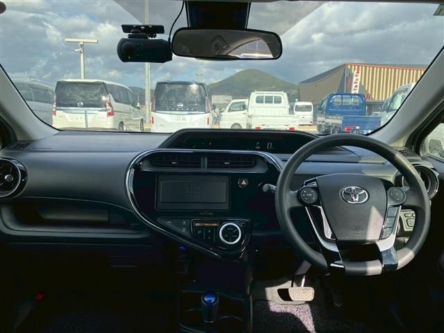 TOYOTA AQUA 2020 Image 31