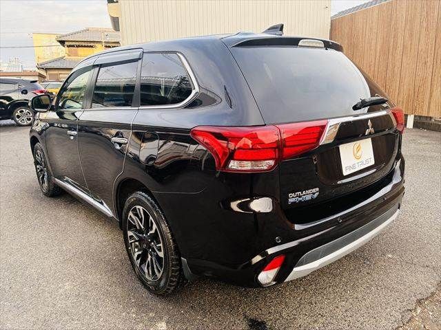 MITSUBISHI OUTLANDER PHEV 2017 Image 31