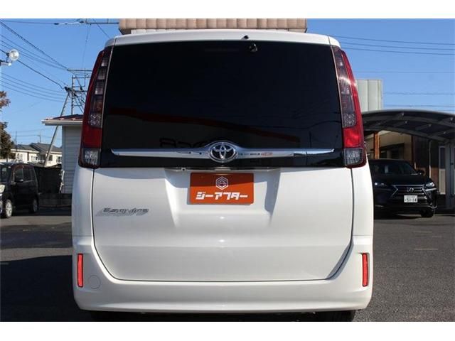 TOYOTA ESQUIRE 2015 Image 31