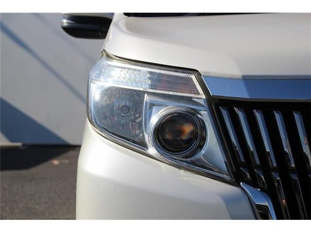 TOYOTA ESQUIRE 2015 Image 31