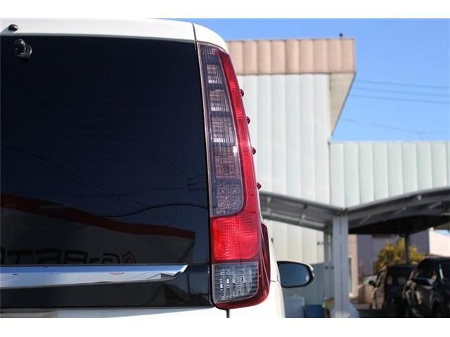 TOYOTA ESQUIRE 2015 Image 31