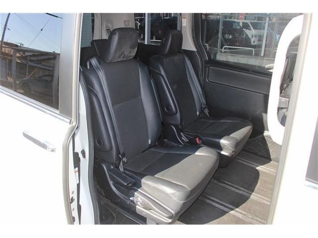 TOYOTA ESQUIRE 2015 Image 31