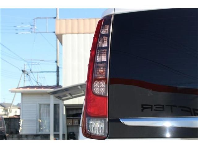 TOYOTA ESQUIRE 2015 Image 31