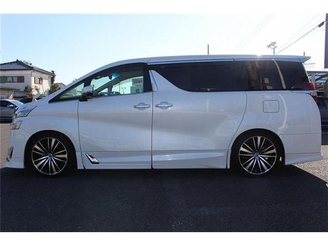 TOYOTA VELLFIRE 2019 Image 31