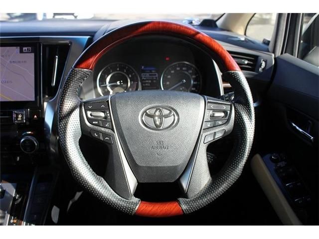 TOYOTA VELLFIRE 2019 Image 31