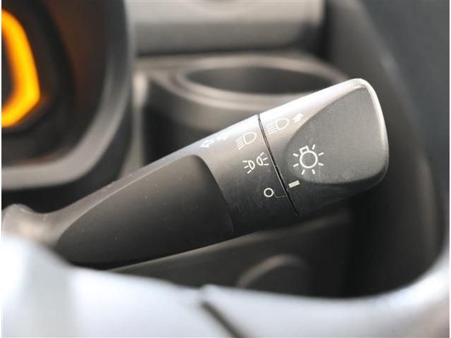 DAIHATSU MIRA E:S 2020 Image 31