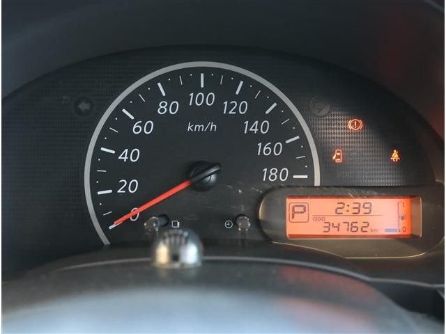 NISSAN MARCH 2016 Image 31