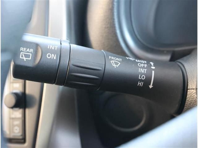 NISSAN MARCH 2016 Image 31