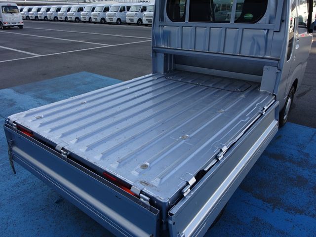 DAIHATSU HIJET TRUCK 4WD 2018 Image 31