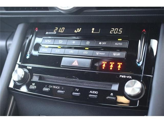 TOYOTA LEXUS IS300H 2021 Image 31