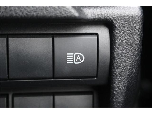 TOYOTA LEXUS IS300H 2021 Image 31